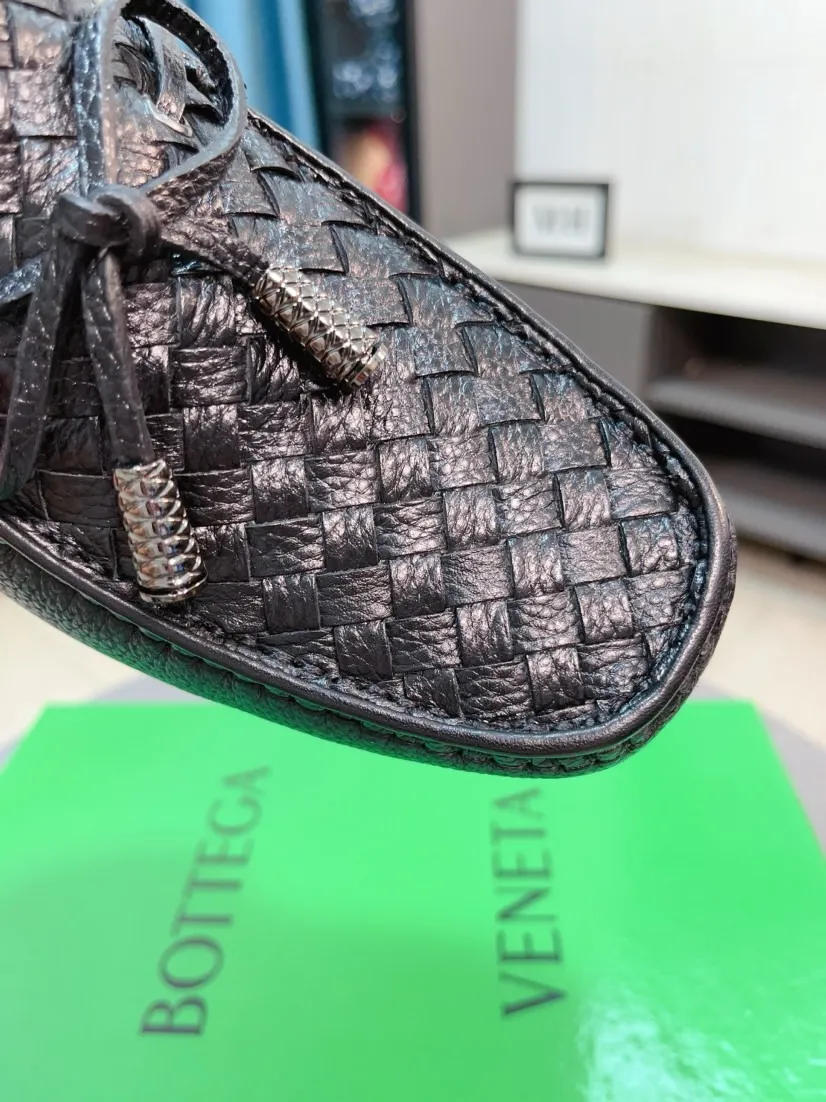 Ex-factory price 420🌹🌹【Super comfortable soft sole BV woven beanie shoes】Fashion hot style ⭐️⭐️⭐️BV Men's casual shoes 🎈High-quality cowhide upper, woven cowhide upper with metal buckle decoration, perfect fit, full of personality and fashionable charm, genuine leather lining ⚠️⚠️Flexible and lightweight outsole, fashionable and handsome, size: 38-44, 37+45 can be customized